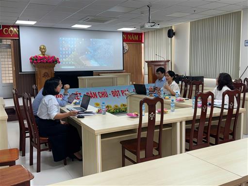 VIỆN PHÁT TRIỂN CHÍNH SÁCH – ĐHQG-HCM BẢO VỆ THUYẾT MINH ĐỀ TÀI VỀ KINH TẾ TUẦN HOÀN TRONG CHUỖI GIÁ TRỊ THANH LONG TẠI LONG AN